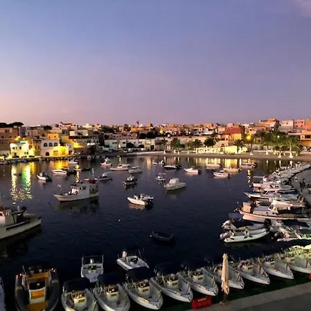 Attico Sul Porto Vecchio - * Lampedusa