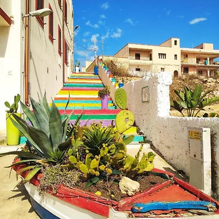 Attico Sul Porto Vecchio - Vakantiehuis *