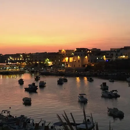 Attico Sul Porto Vecchio - Lampedusa
