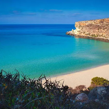 Attico Sul Porto Vecchio - Lampedusa